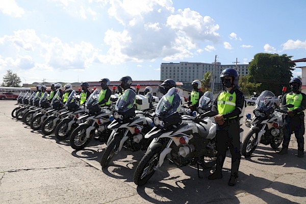 Policía Nacional recibe 20 motocicletas para la prevención vial