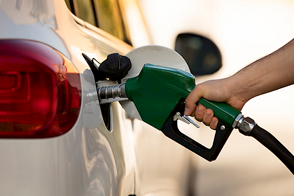 A la baja los precios de venta de los combustibles desde el viernes 19 de mayo