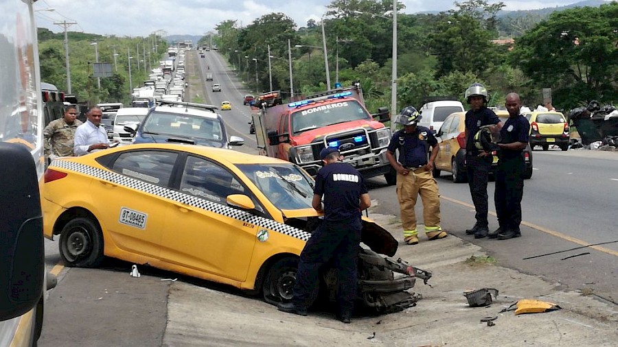 Doce heridos en Felipillo tras triple colisión