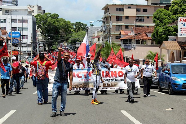 Suntracs no solicitará arbitraje por conflicto salarial, mantienen huelga
