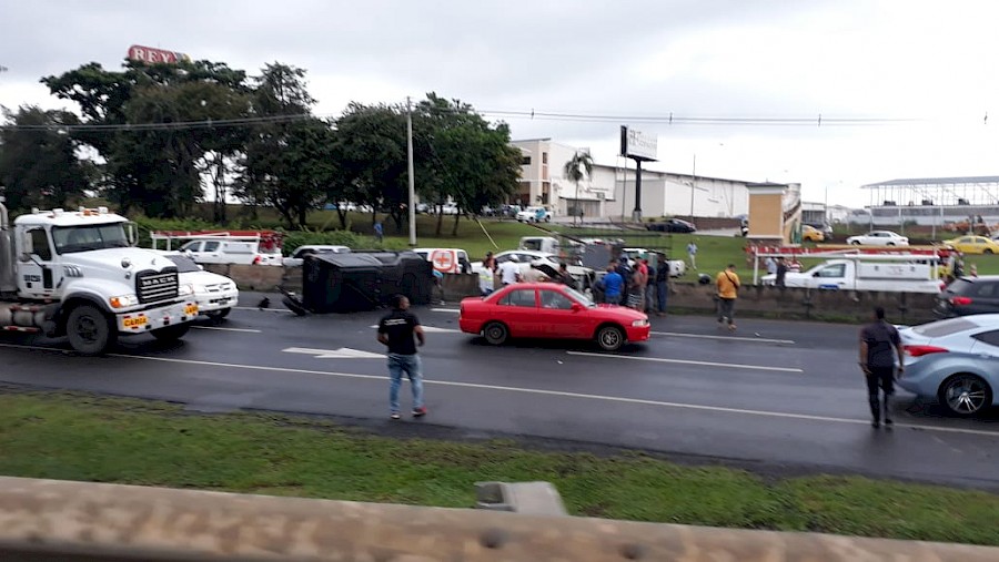 Fuerte accidente en autopista Arraiján–La Chorrera