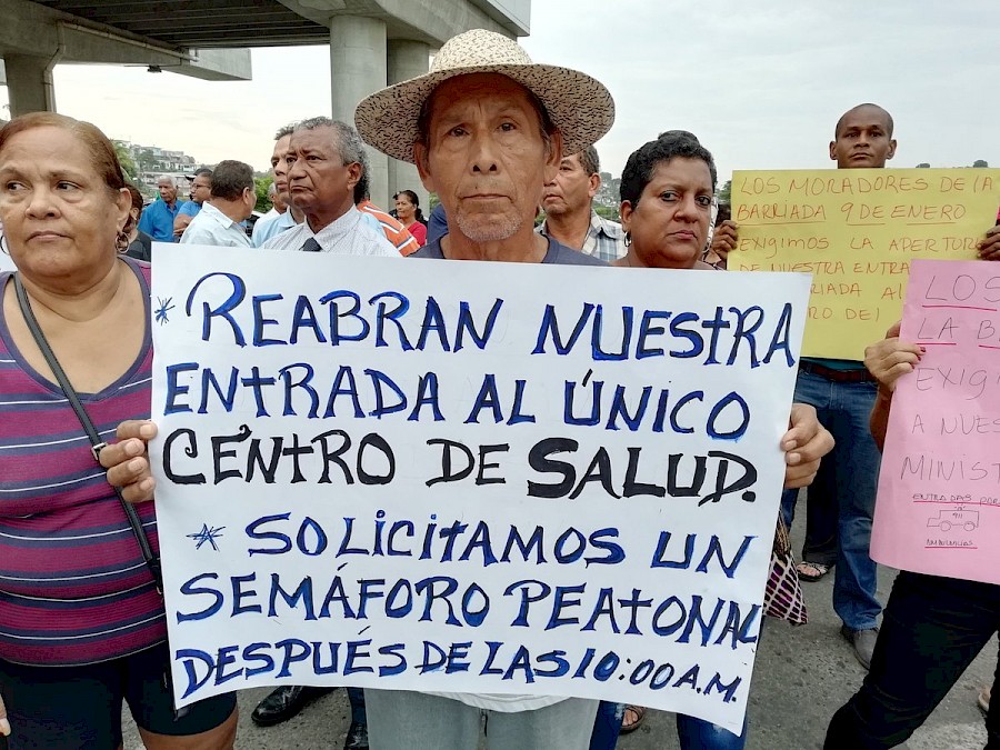 Moradores de Los Andes N ° 1 exigen se restaure la entrada al sector