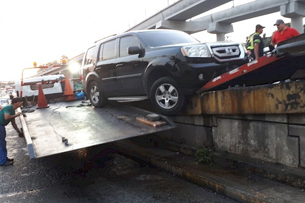 Miles de conductores afectados por hecho de tránsito en el puente de San Miguelito