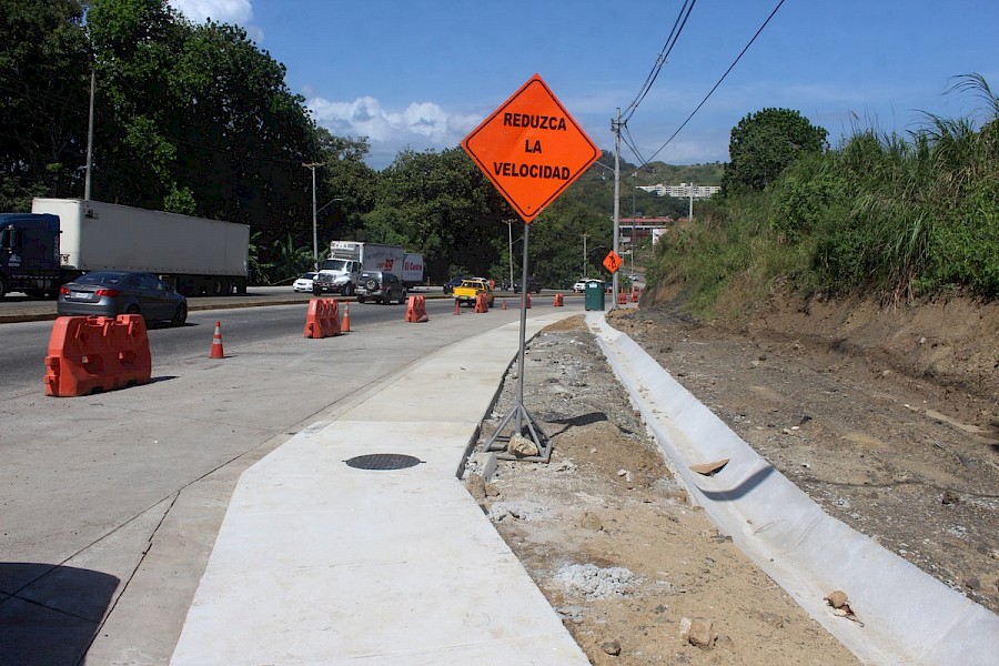 Un 60% de avance ya presenta el proyecto de ampliación del tercer carril: Vía Centenario