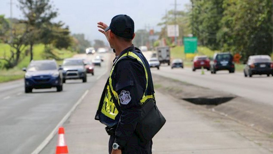 Inversión de carriles desde y hacia el interior por fiestas de fin de año