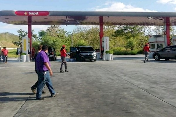 Asesinato en plena estación de combustible en Colón