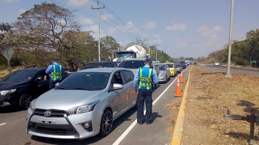 Más de 36 mil autos se desplazaron hacia el interior del país