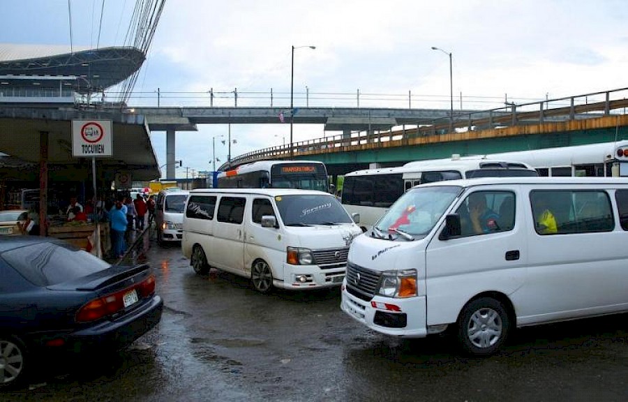 Conductores de piratas molestos al no ser tomados en cuenta como alimentadores