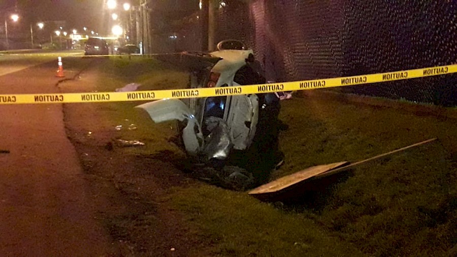 Pareja fallece en accidente auto movilístico en Hato Montaña