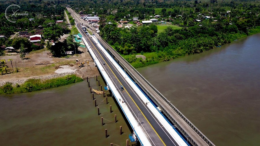 Inauguran el Puente  Binacional sobre el río Sixaola