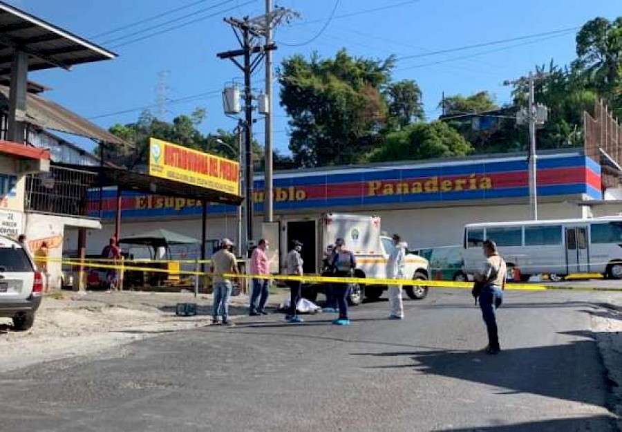 Hombre muere atropellado por una unidad del Metrobus en Torrijos - Carter