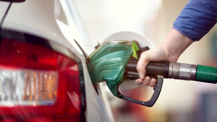Otra alza en los precios de la gasolina este viernes 21 de mayo