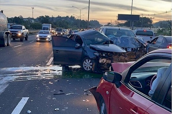 Un muerto por accidente vehicular en la autopista Arraiján - La Chorrera