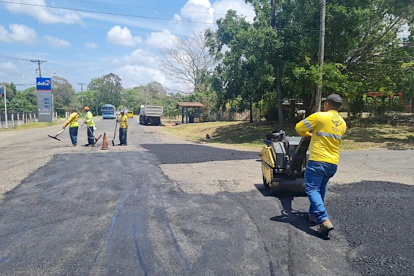 MOP inicia la colocación de asfalto en Cañita de Chepo