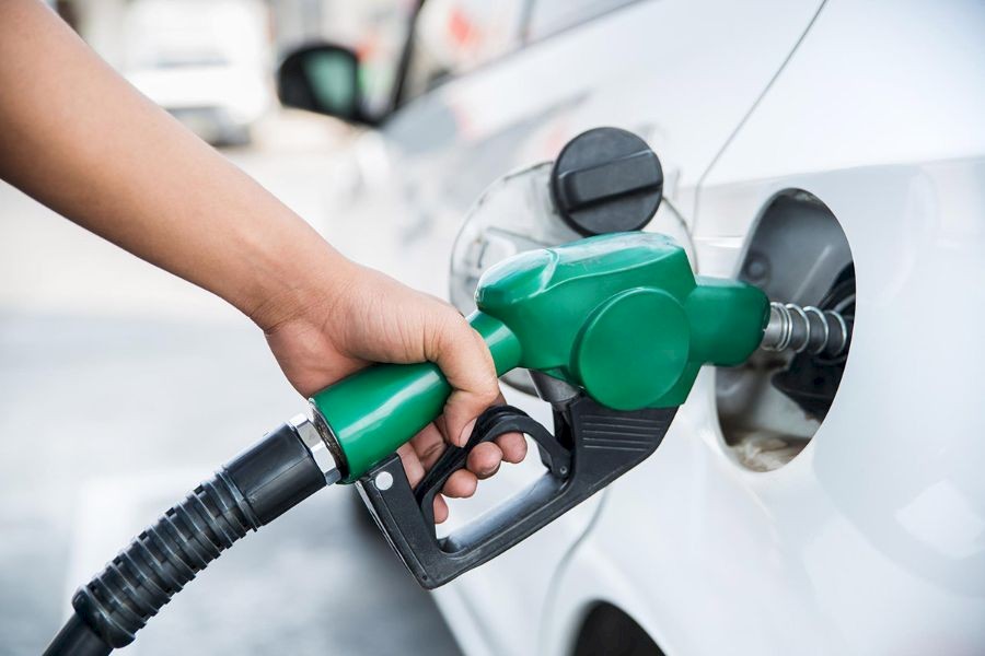 Leve baja en los precios de las gasolinas de 95 y 91 octanos