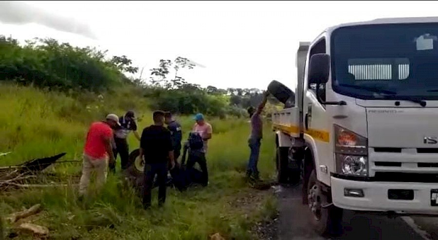 Limpian las vías en los puntos donde se realizaron protestas