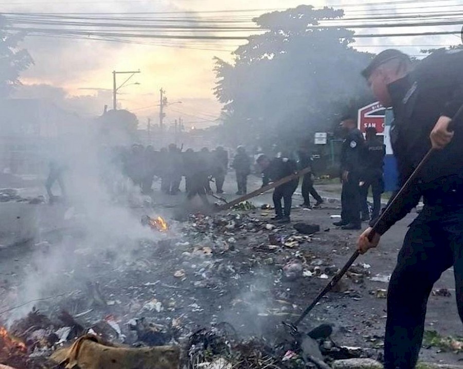 Un total 102 aprehendidos, 16 policías heridos y tres detenidos en tres semanas de protestas