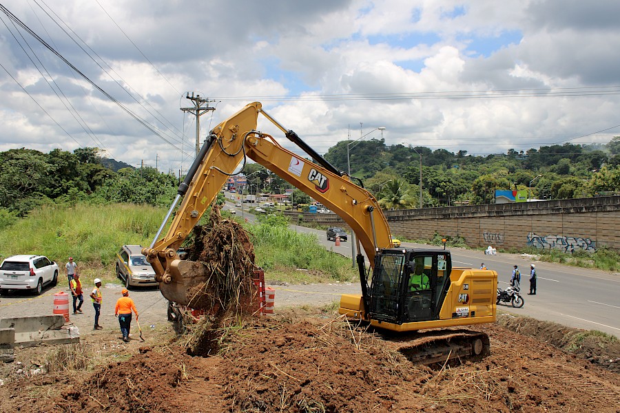 Reanudan construcción del proyecto de Ampliación a seis Carriles del Corredor de Playas