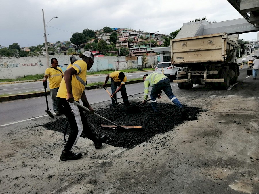 Inicia jornada de parcheo desde el puente vehicular de San Miguelito hasta San Antonio